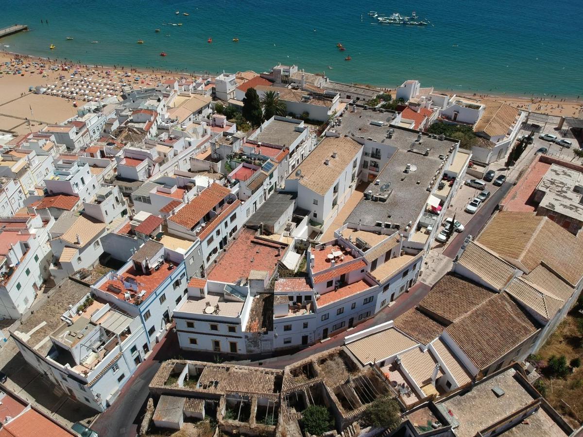 Casa "Os Amados" Apartment Albufeira Luaran gambar