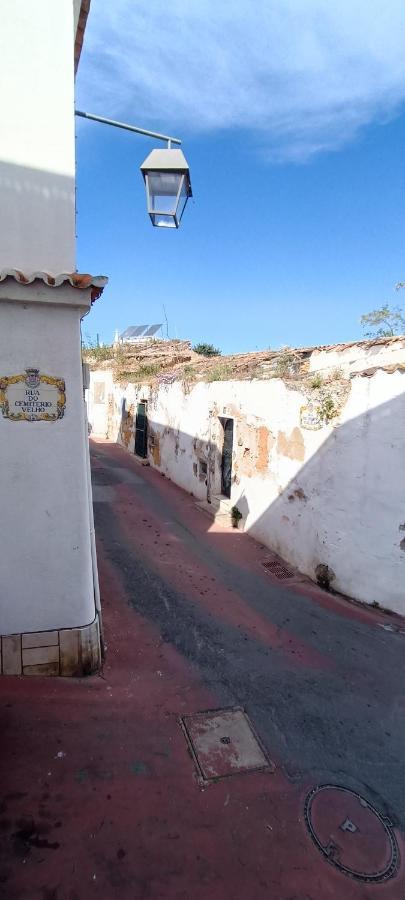 Casa "Os Amados" Apartment Albufeira Luaran gambar